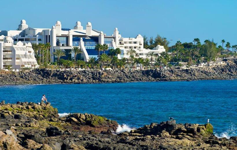 בית מלון כפרי H10 Timanfaya Palace