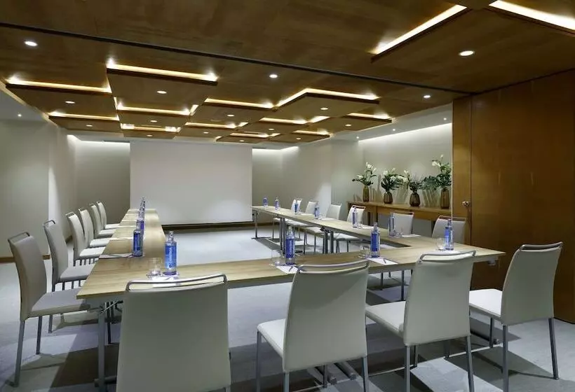 هتل Hyatt Regency Hesperia Madrid