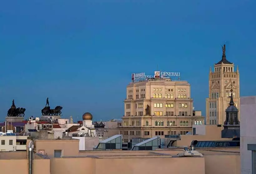 هتل NH Collection Madrid Suecia