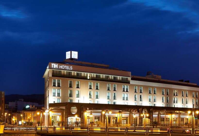 Отель NH Malaga