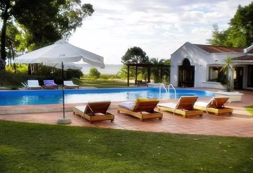 هتل Posta Del Lago