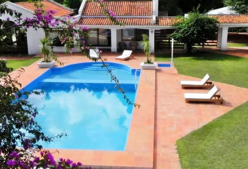 هتل Posta Del Lago