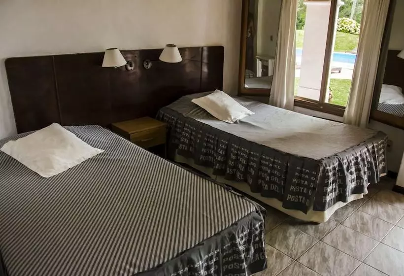 هتل Posta Del Lago