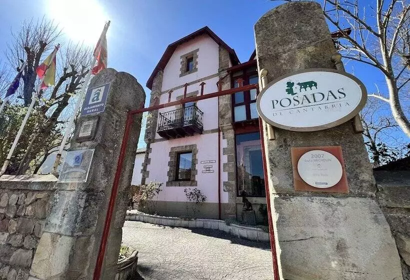 فندق ريفى Posada Villa Rosa