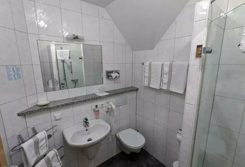 ホテル Saaletalstuben