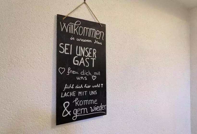 ホテル Saaletalstuben