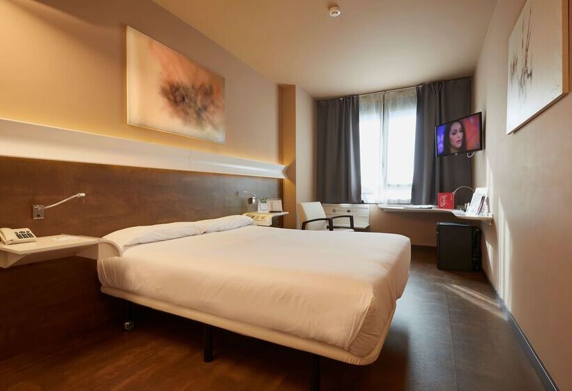 בית מלון כפרי Silken Monumental Naranco