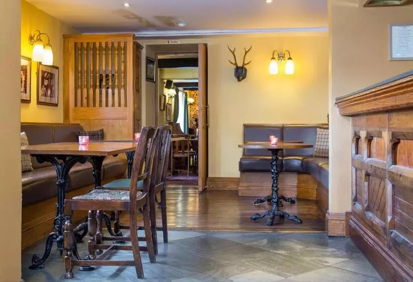 هتل The King's Head