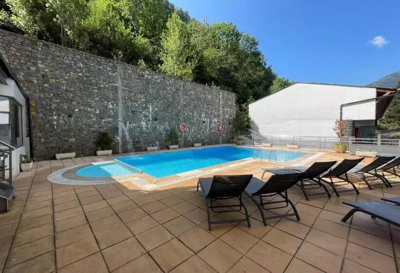 هتل Zenit Diplomatic