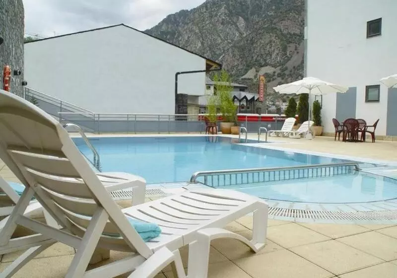 هتل Zenit Diplomatic