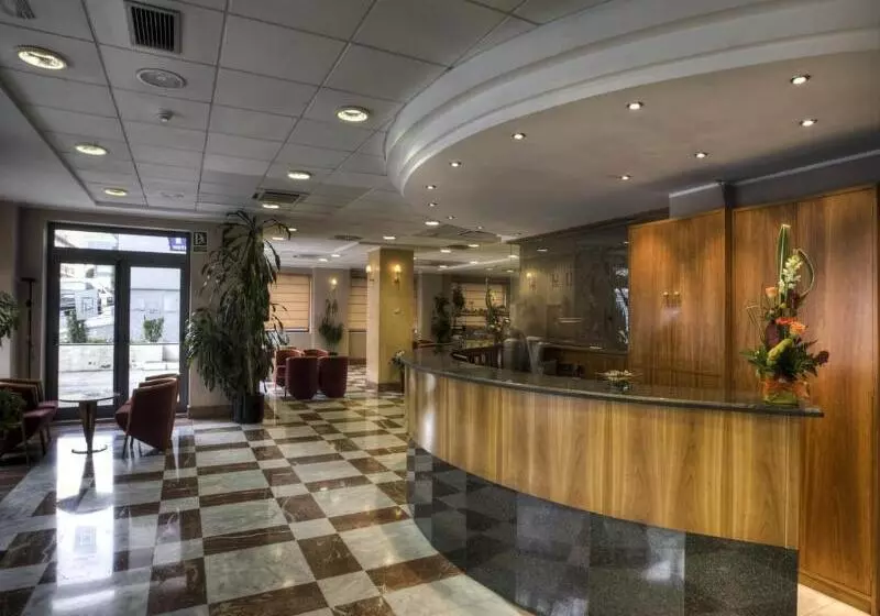 هتل Zenit Diplomatic