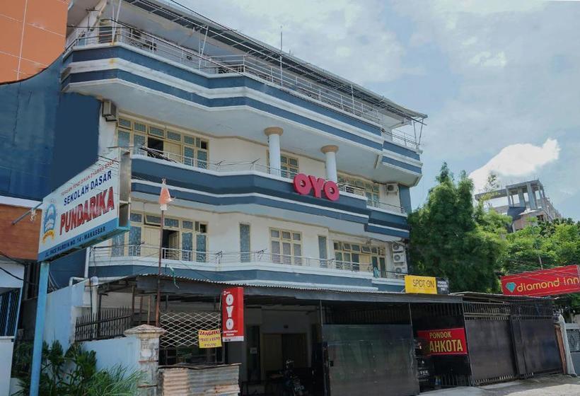 בית מלון כפרי Spot On 2186 Pondok Mahkota