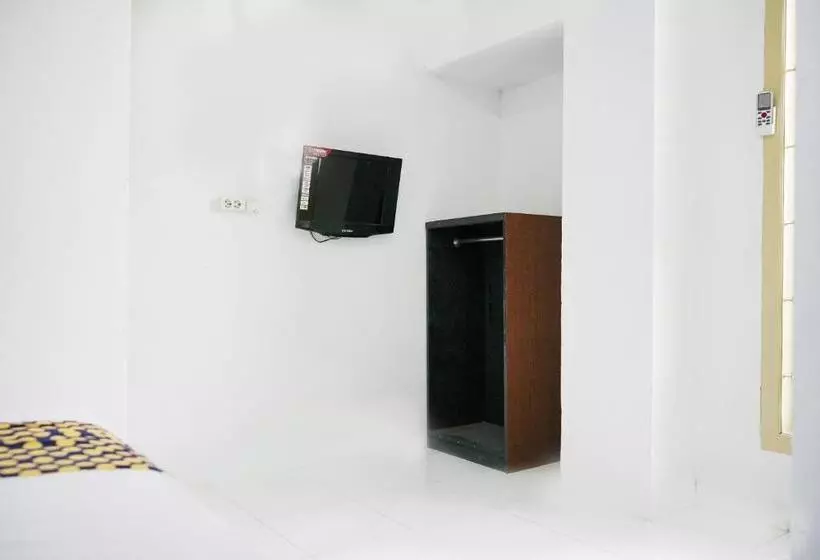 ホテル Spot On 2186 Pondok Mahkota