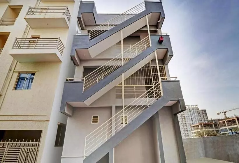 پانسیون Oyo Home 64525 Cozy Stay Hosa Road