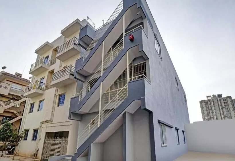 پانسیون Oyo Home 64525 Cozy Stay Hosa Road