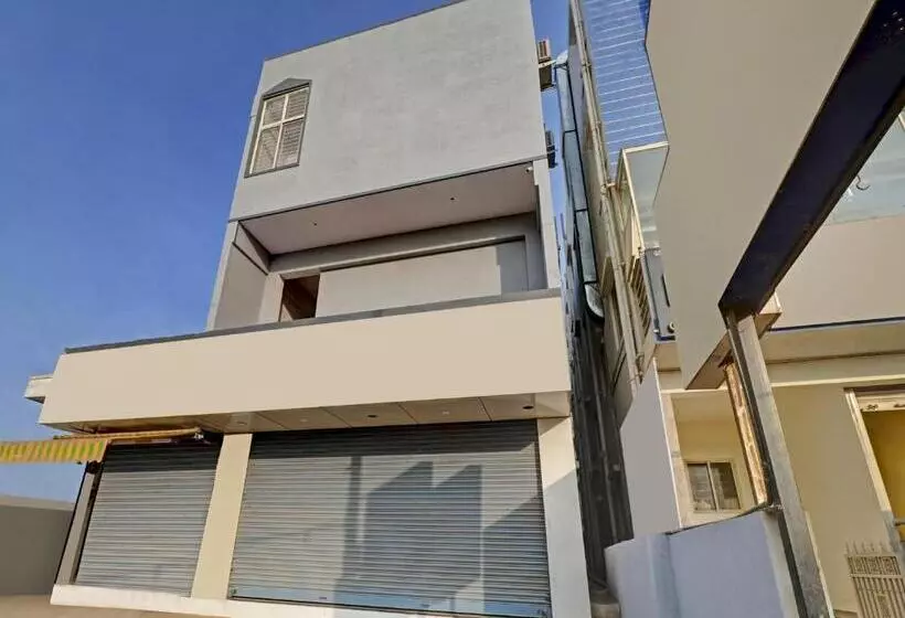 پانسیون Oyo Home 64525 Cozy Stay Hosa Road
