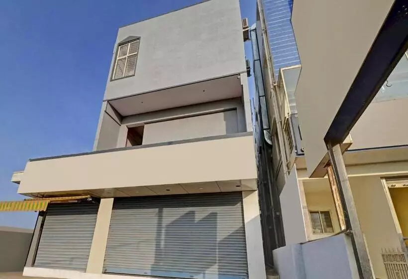 پانسیون Oyo Home 64525 Cozy Stay Hosa Road