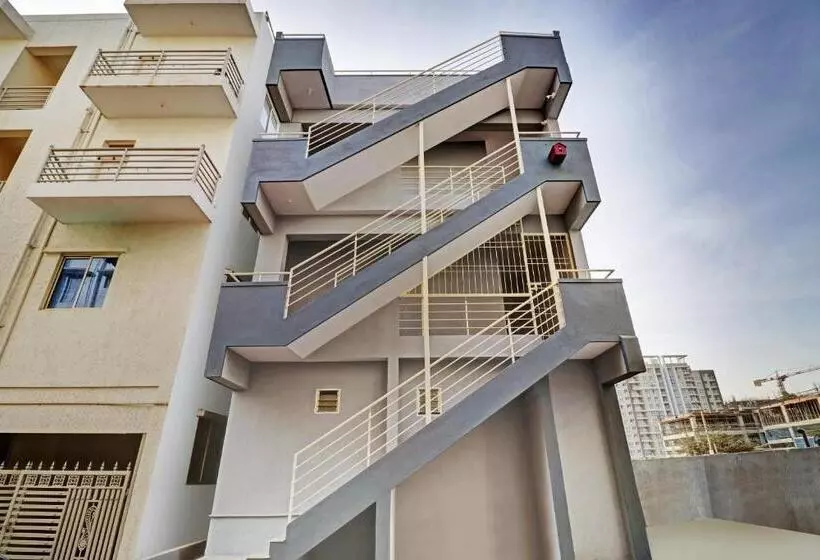 پانسیون Oyo Home 64525 Cozy Stay Hosa Road