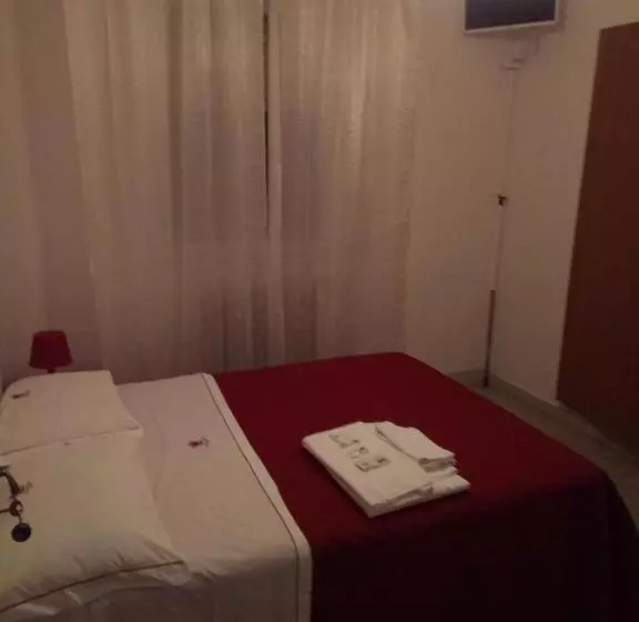 Aamiaismajoitus (B&B) London Cafè