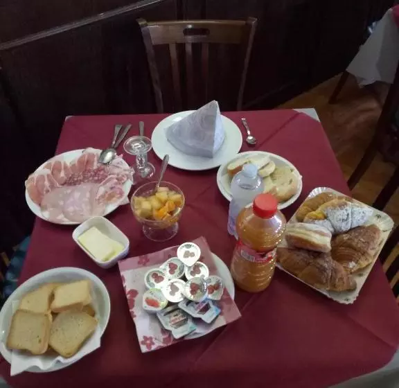 Aamiaismajoitus (B&B) London Cafè