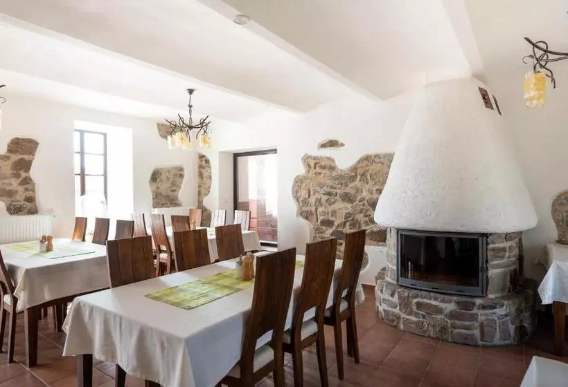 Majatalo Penzion Orlov