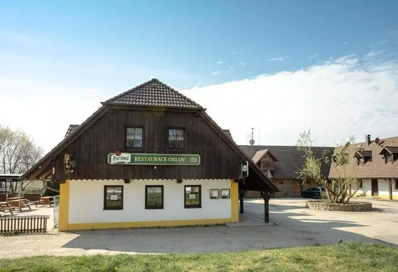 Majatalo Penzion Orlov