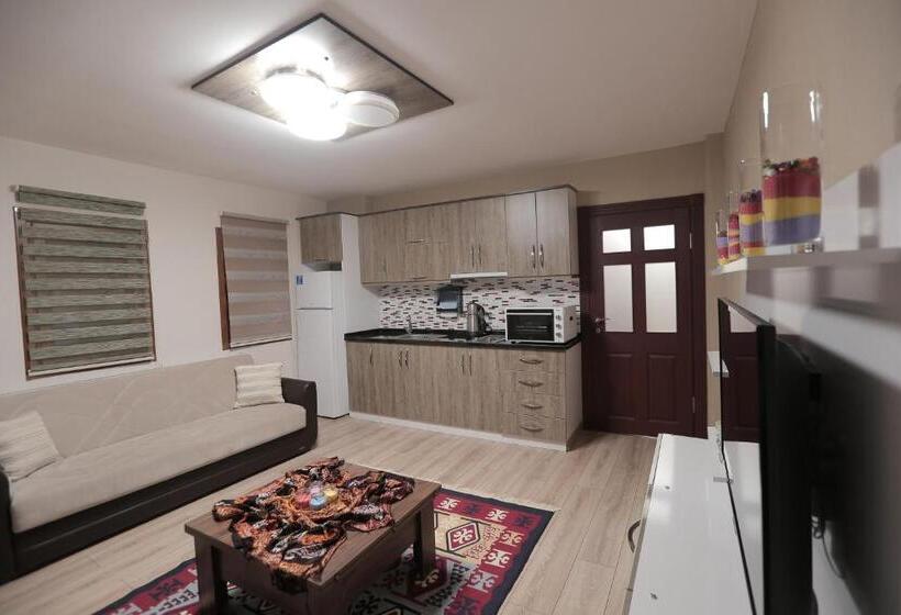 Ayder Suit Otel&bungalov Waterfall View