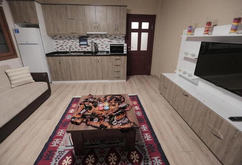 Ayder Suit Otel&bungalov Waterfall View