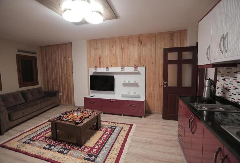 Ayder Suit Otel&bungalov Waterfall View