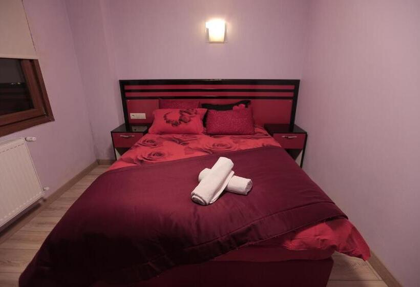 Ayder Suit Otel&bungalov Waterfall View