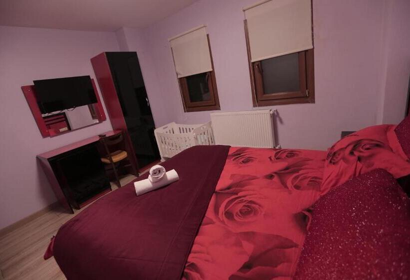 Ayder Suit Otel&bungalov Waterfall View