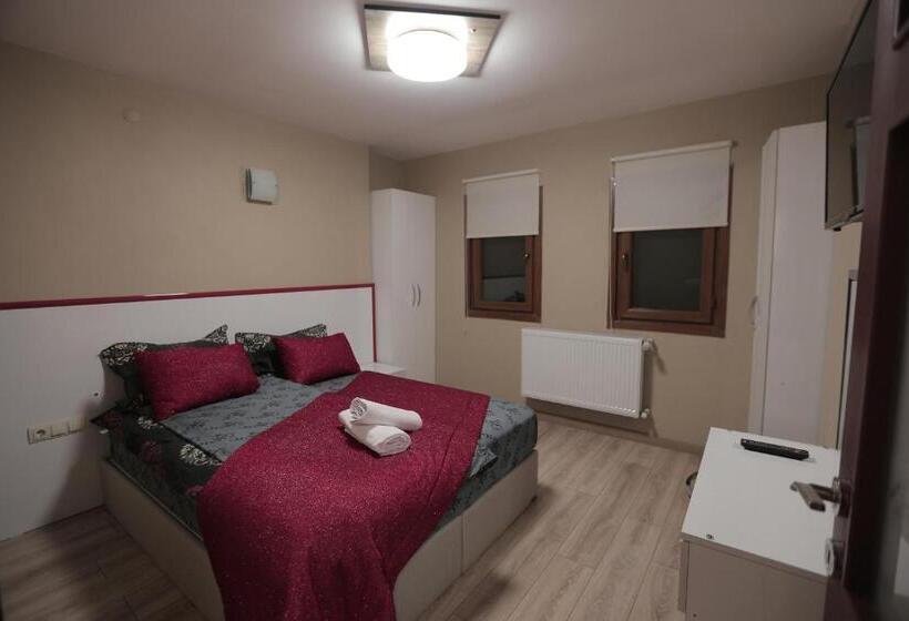 Ayder Suit Otel&bungalov Waterfall View