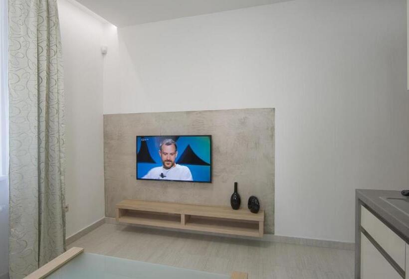 فندق A Restaurace U Stavaře