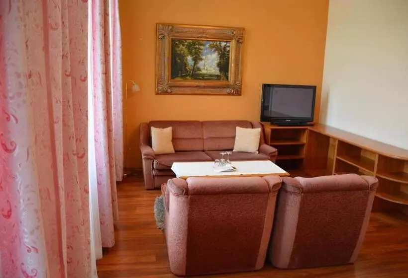 Hotelli Zámeček Na čeladné