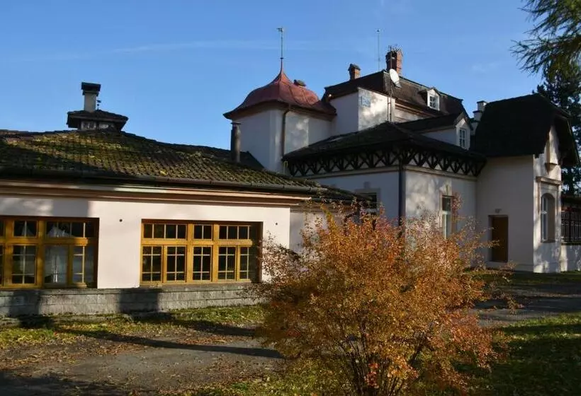 Hotelli Zámeček Na čeladné