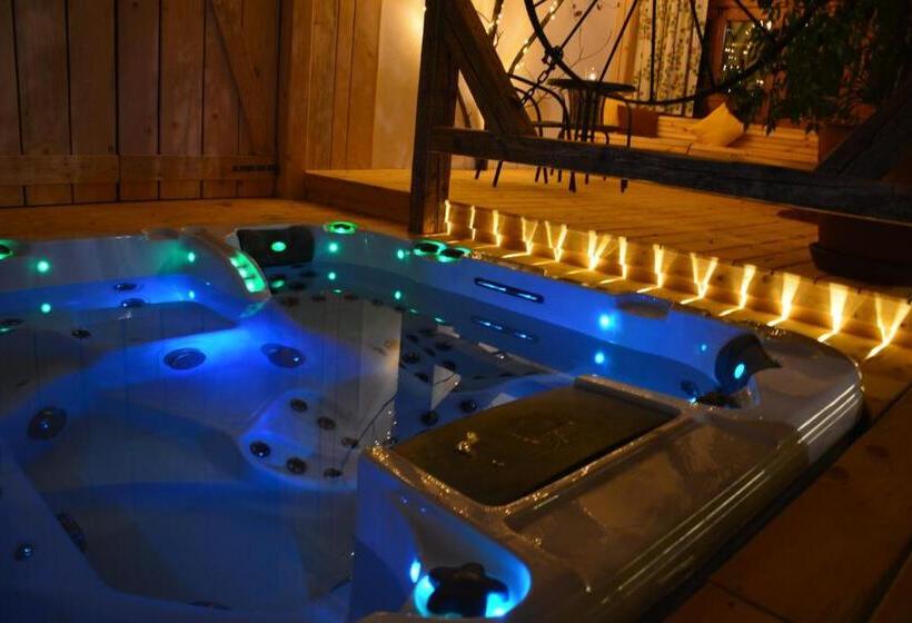 ホテル Zámeček Na čeladné