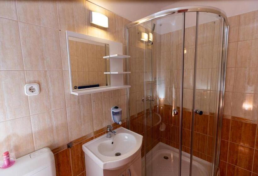 پانسیون Erika Vendégház