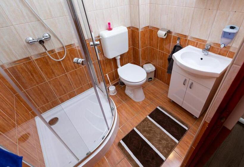 پانسیون Erika Vendégház