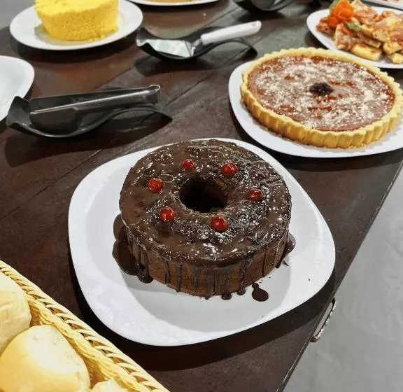 هاستل Marujo