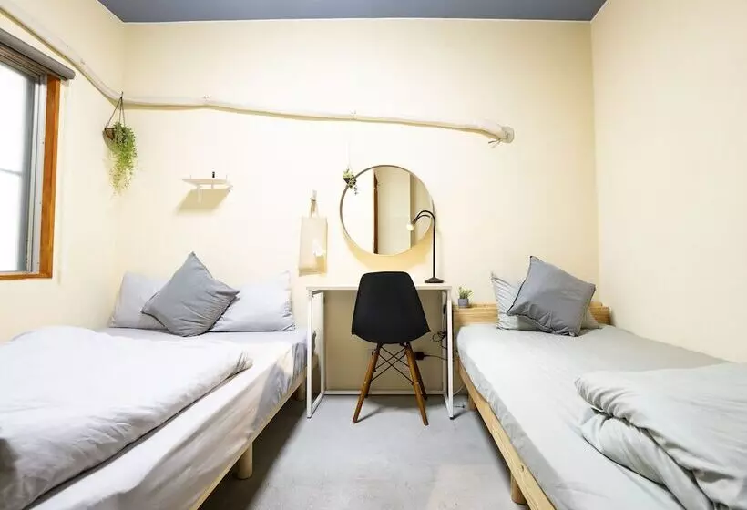 We Home Hostel & Kitchen    Vacation Stay 46044v