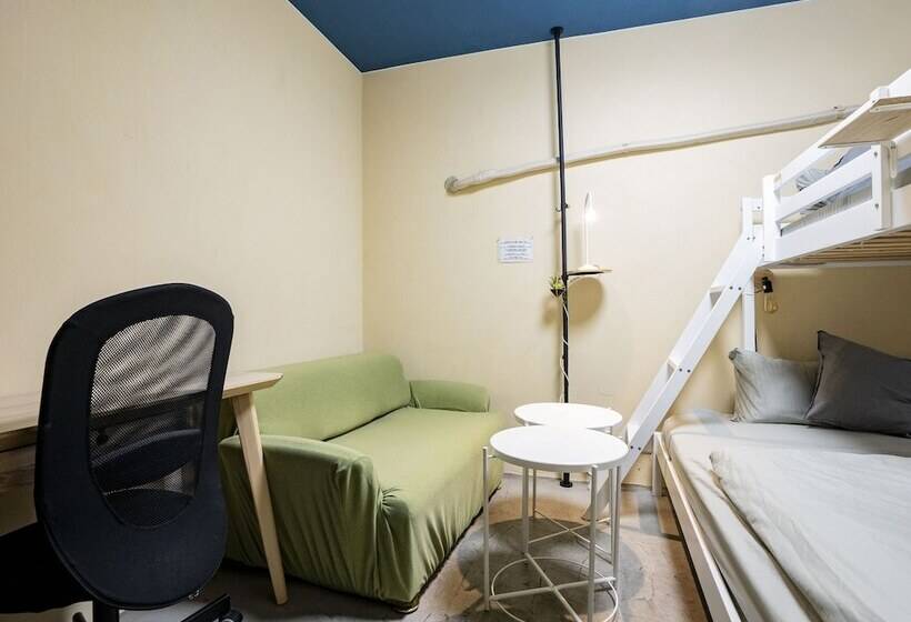 We Home Hostel & Kitchen    Vacation Stay 46044v