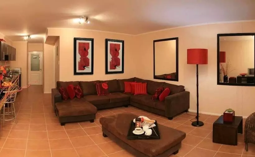 ホテル La Loggia Apartments