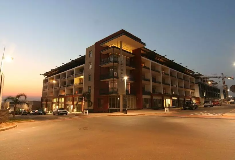 ホテル La Loggia Apartments