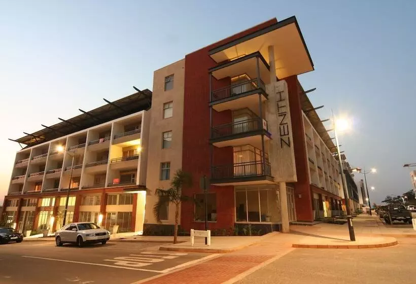 ホテル La Loggia Apartments