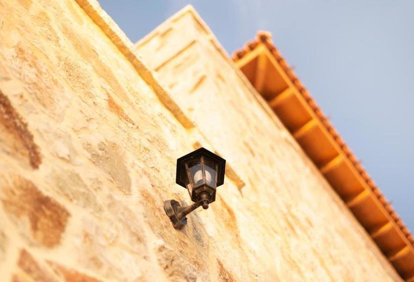 酒店 Stonevilla Buta