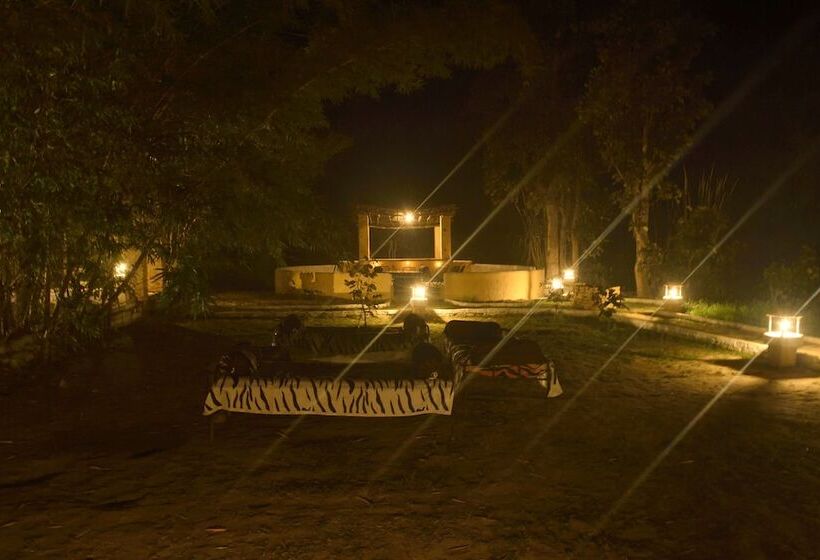 בית מלון כפרי Taal Tiger Retreat