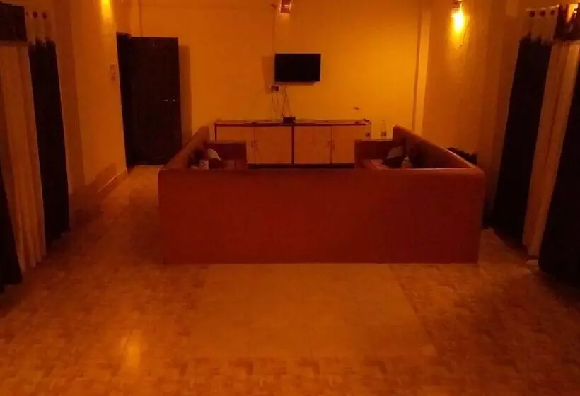 Hotelli Taal Tiger Retreat