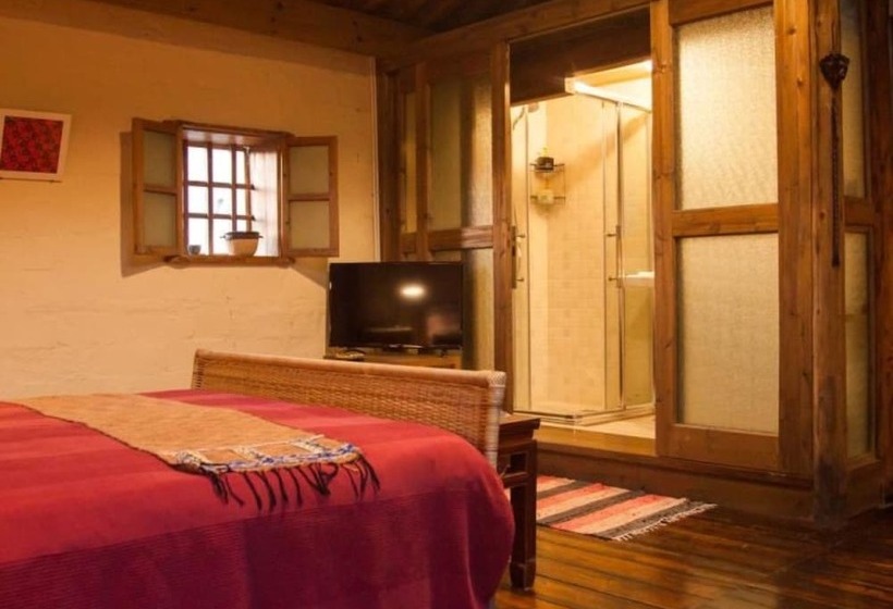 Pig S Inn Huangshan Xidi