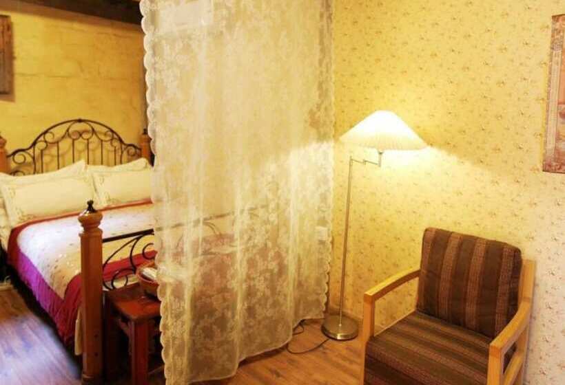 Pig S Inn Huangshan Xidi