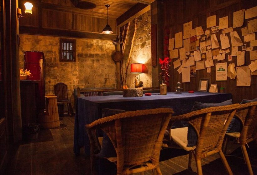 Pig S Inn Huangshan Xidi